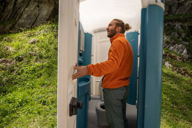 Affordable portable toilet rental in Terre Du Lac, MO